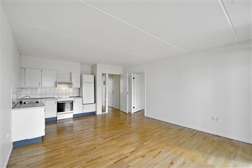Photo 5. Apartment, Enggade, Give 