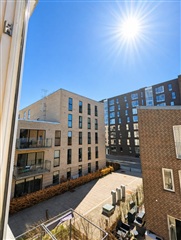 Photo 7. Room, Doris Lessings Vej, København S 