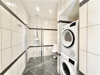 Photo 1. Apartment, Bredstedgade, Odense C 