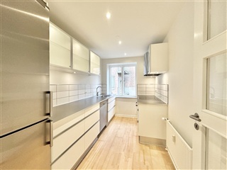 Billede 2. Lejlighed, Thuresensgade, Odense C 