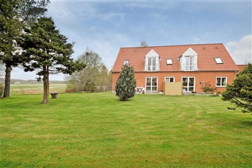 Photo 2. House, Langgade, Gadbjerg 