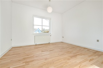 Photo 5. House, Stadionvej, Give 