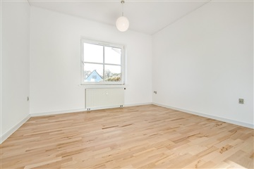 Billede 8. Hus/villa, Stadionvej, Give 