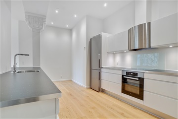 Photo 11. Apartment, Jernbanegade, Odense C 