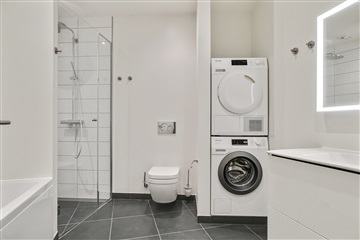 Photo 9. Apartment, Jernbanegade, Odense C 