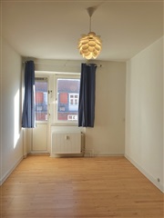 Photo 1. Room, Store Mølle Vej, København S 