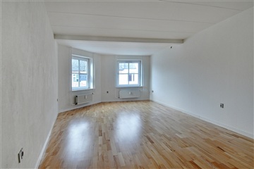 Photo 4. House, Bygade, Vonge 