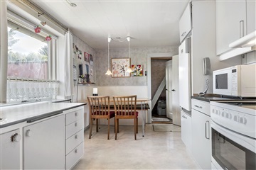 Photo 6. House, Hedevej, Karby 