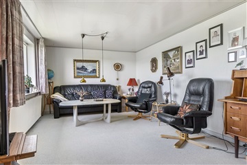 Photo 11. House, Hedevej, Karby 