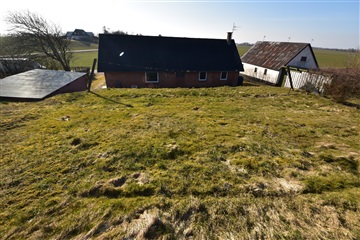 Photo 51. House, Hedevej, Karby 
