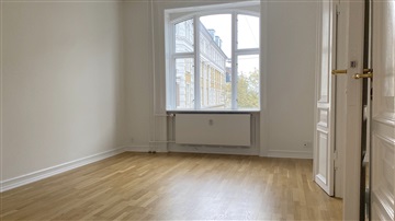 Photo 3. Apartment, Gammel Kongevej, Frederiksberg 