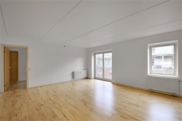 Billede 2. Lejlighed, Vimmelskaftet, Give 