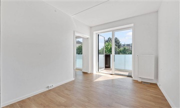 Photo 5. Apartment, Onsgårdsvej, Hellerup 