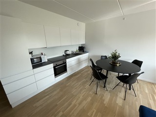 Photo 5. Room, Robert Jacobsens Vej, København K 