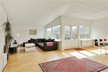 Photo 31. House, Holmekrogen, Virum 