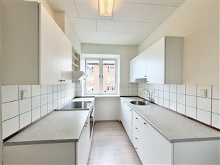 Photo 1. Apartment, Skibhusvej, Odense C 