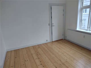 Photo 2. Room, Dronningensgade, Odense C 