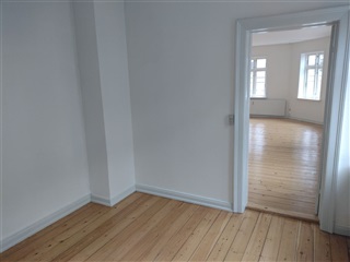 Photo 5. Room, Dronningensgade, Odense C 