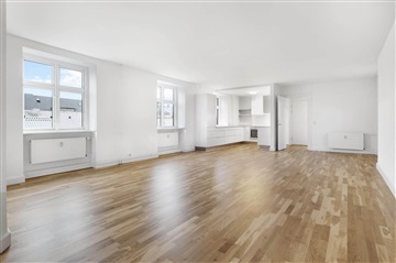 Photo 1. Apartment, Gammel Kongevej, København V 