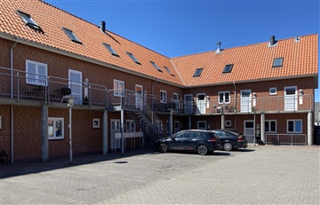 Photo 2. Apartment, Museumsvej, Them 