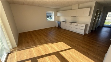 Photo 2. Apartment, Peter Møllers Vej, Kolding 