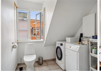 Photo 2. Room, Valkendorfsgade, København K 