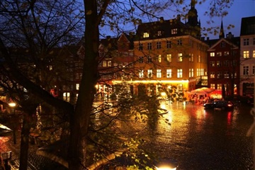 Photo 2. Room, Valkendorfsgade, København K 