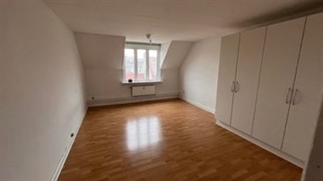 Photo 3. Room, Store Kongensgade, København K 