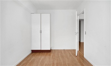 Photo 3. Apartment, Skt. Hans Gade, Odense C 