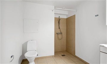 Photo 10. Apartment, Skt. Hans Gade, Odense C 