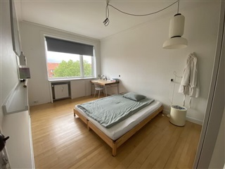 Photo 4. Room, Peter Bangs Vej, Frederiksberg