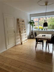 Photo 2. Room, Herman Triers Plads, København V 
