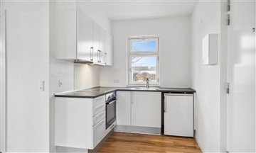 Photo 2. Apartment, Østergade, Odense C 