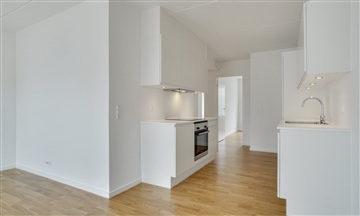 Photo 3. Apartment, Else Alfelts Vej, København S 