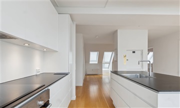 Photo 1. Apartment, Amaliegade, København K 