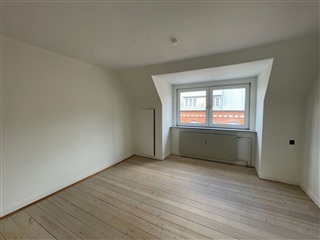 Photo 1. Apartment, Pjentedamsgade, Odense C 
