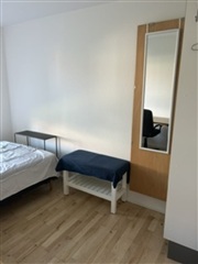Photo 13. Room, Skæring Parkvej, Egå 