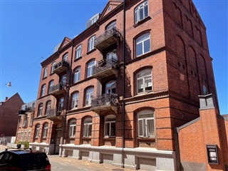 Photo 1. Apartment, Dronningensgade, Odense C 
