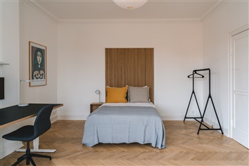Photo 1. Room, , København V 