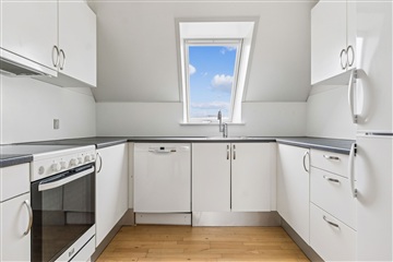 Photo 2. Apartment, Filosofhaven, Odense C 