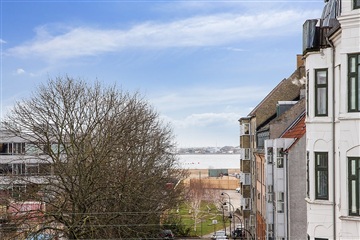 Photo 13. Apartment, Strandvejen, Hellerup 