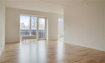 Photo 2. Apartment, Østergade, Odense C 