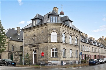 Photo 1. House, Borgergade, København K 