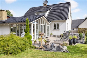 Photo 11. House, Vejenbrødvej, Kokkedal 