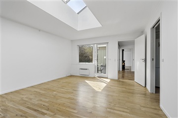 Photo 2. House, Søllerødlund, Holte 