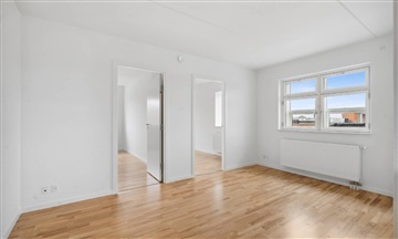 Photo 1. Apartment, Østergade, Odense C 