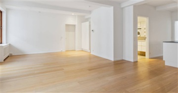 Photo 2. Room, Amaliegade, København K 
