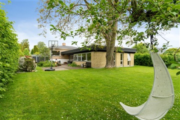 Photo 1. House, Frederiksdalsvej, Virum 