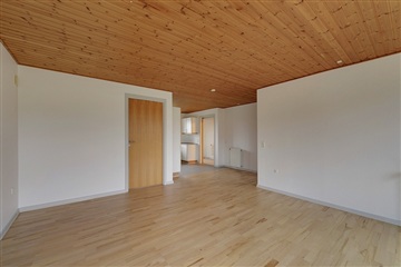 Photo 2. House, Midterfolden, Barrit 