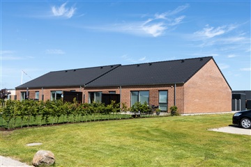 Photo 1. House, Øksen, Randers NV 
